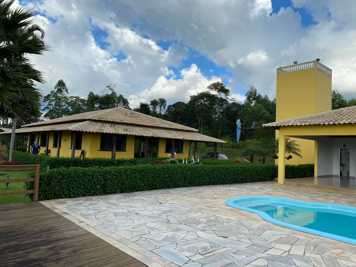 Vende-se belo sítio em Itaverava/MG