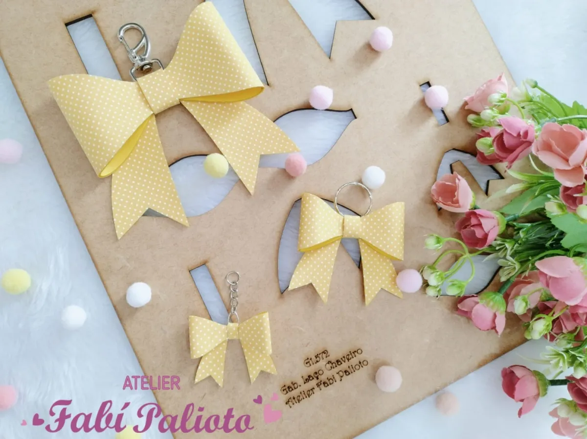 G1.572  Gabarito de Moldes  em MDF Laço Chaveiro / Pingente