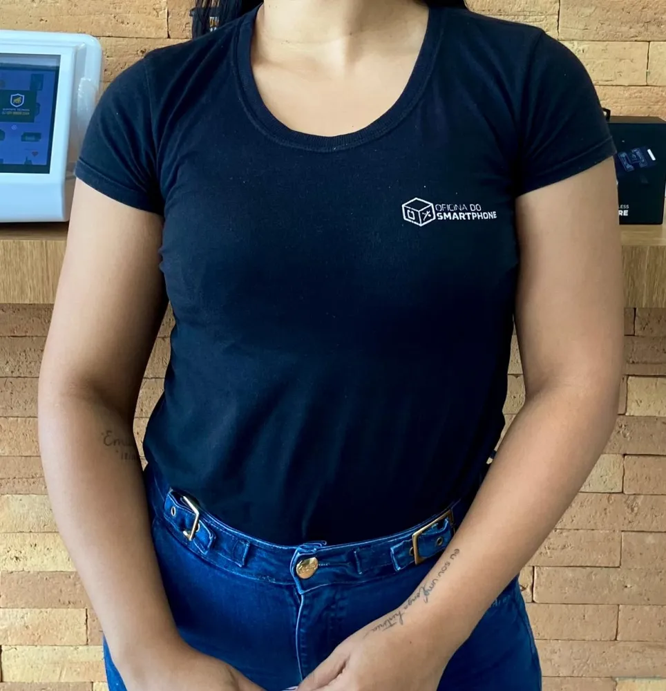 Camiseta feminina M