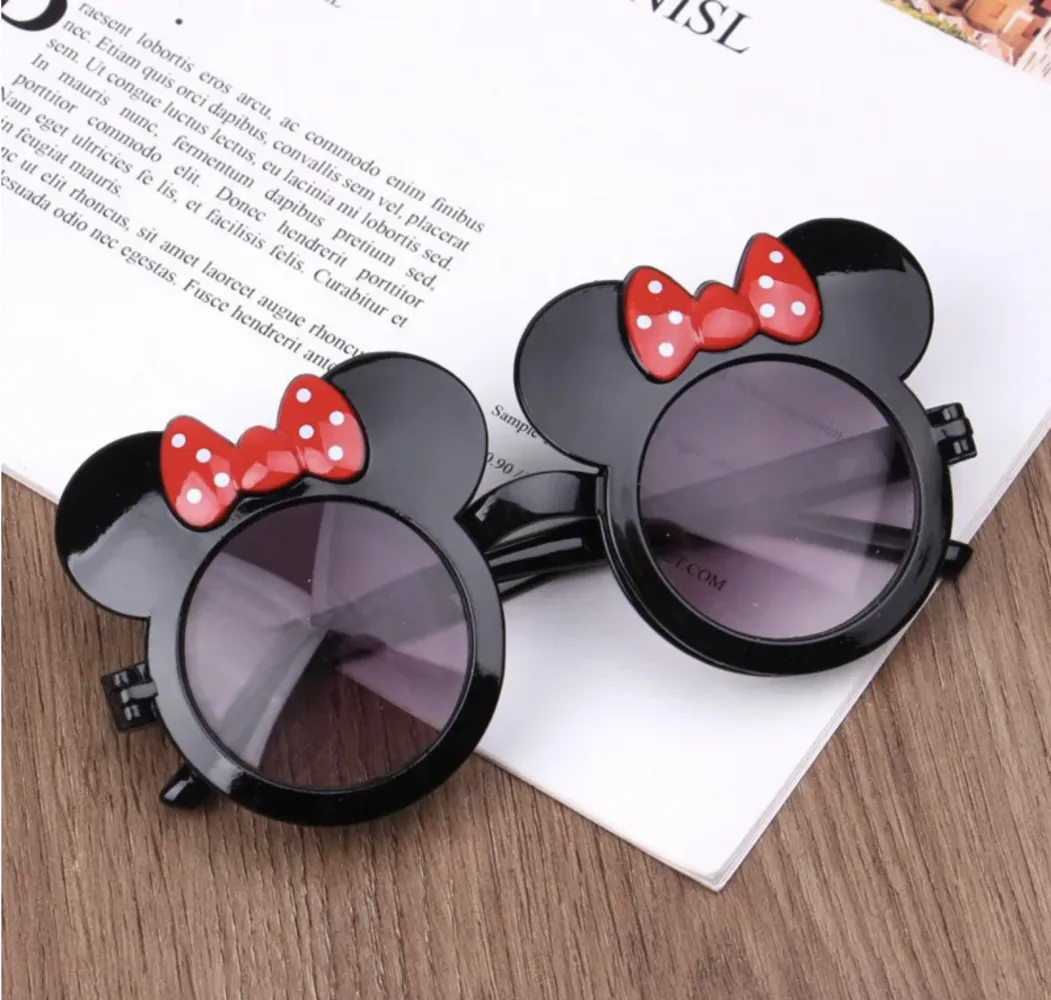 Óculos de Sol Infantil Mundo Minnie cor Preto