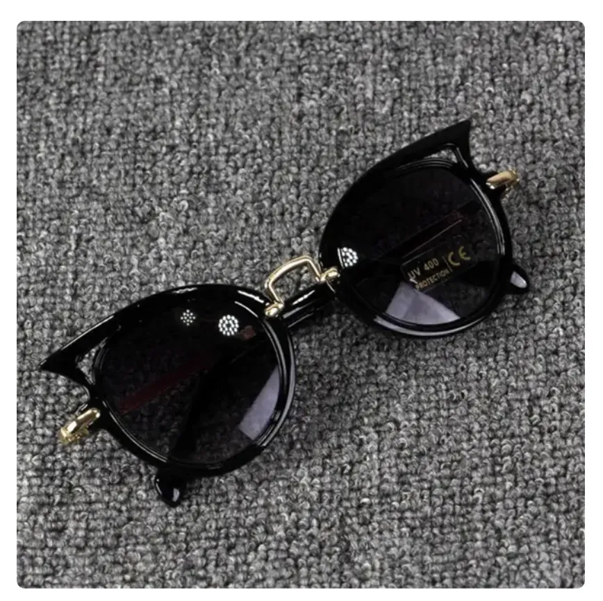 Óculos de Sol Infantil Gatinha Vintage Cor: Preto - Importado Imagem