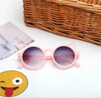 Óculos de Sol Infantil Modelo Gatinha Vintage Cor: Rosa Claro Frete Grátis