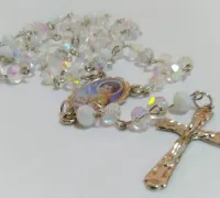 Terço São João Batista  em Cristal 8mm lindo - Foto 3