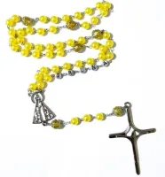 Terço Com Até 5 Nomes Aparecida Em Pérolas Rosas 8mm - Foto 3