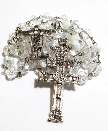 Terço Jesus Cristo Redentor - Cristal 8mm Boreal 