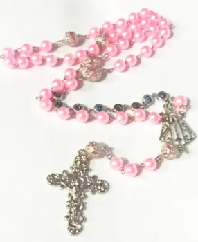 Terço Com Nome Personalizado Em Pérolas Aparecida Rosa - Foto 2