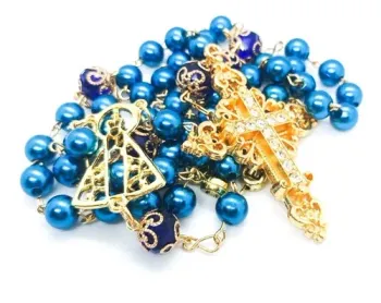 Terço Azul Personalizado Com Nome Em Dourado De Aparecida - Foto 2