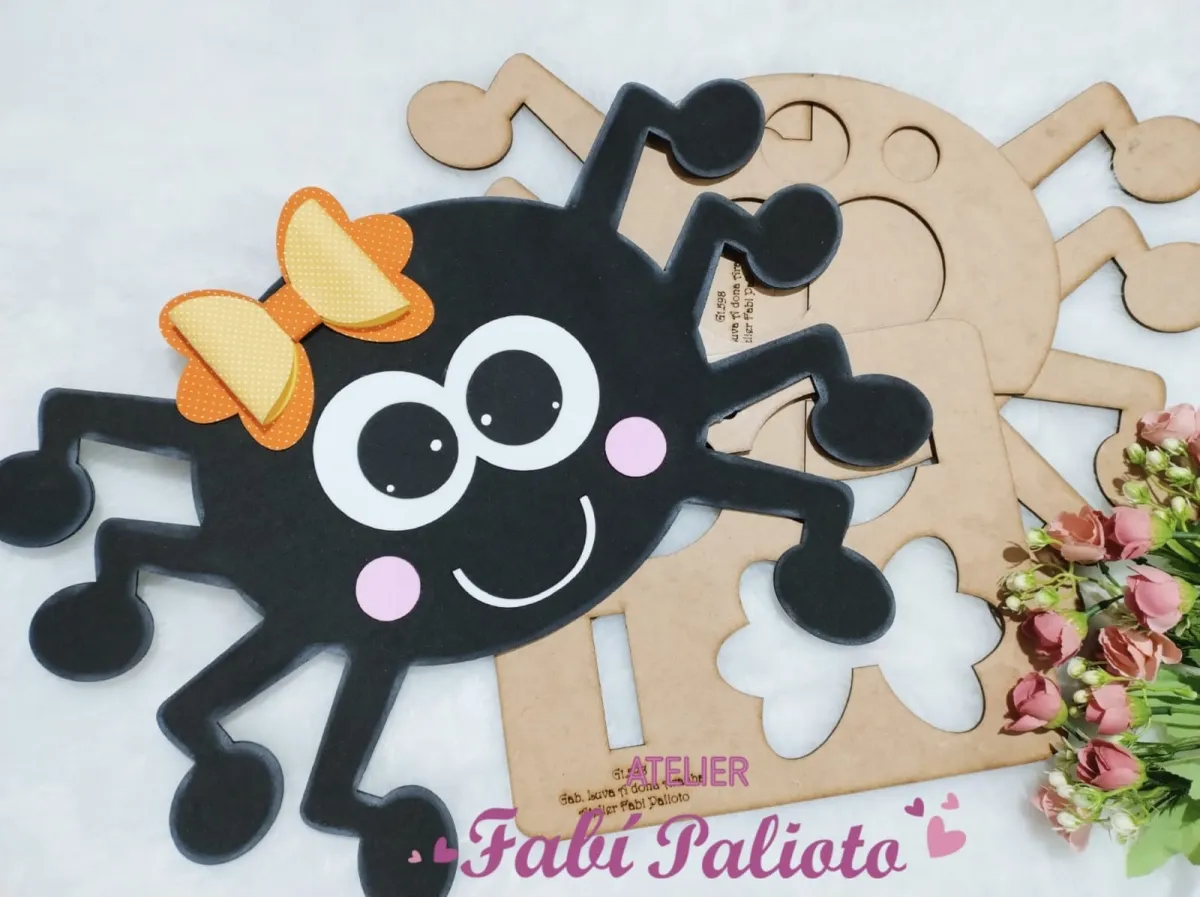 G1.598 Gabarito de Moldes  em MDF  Luva Música A Dona Aranha