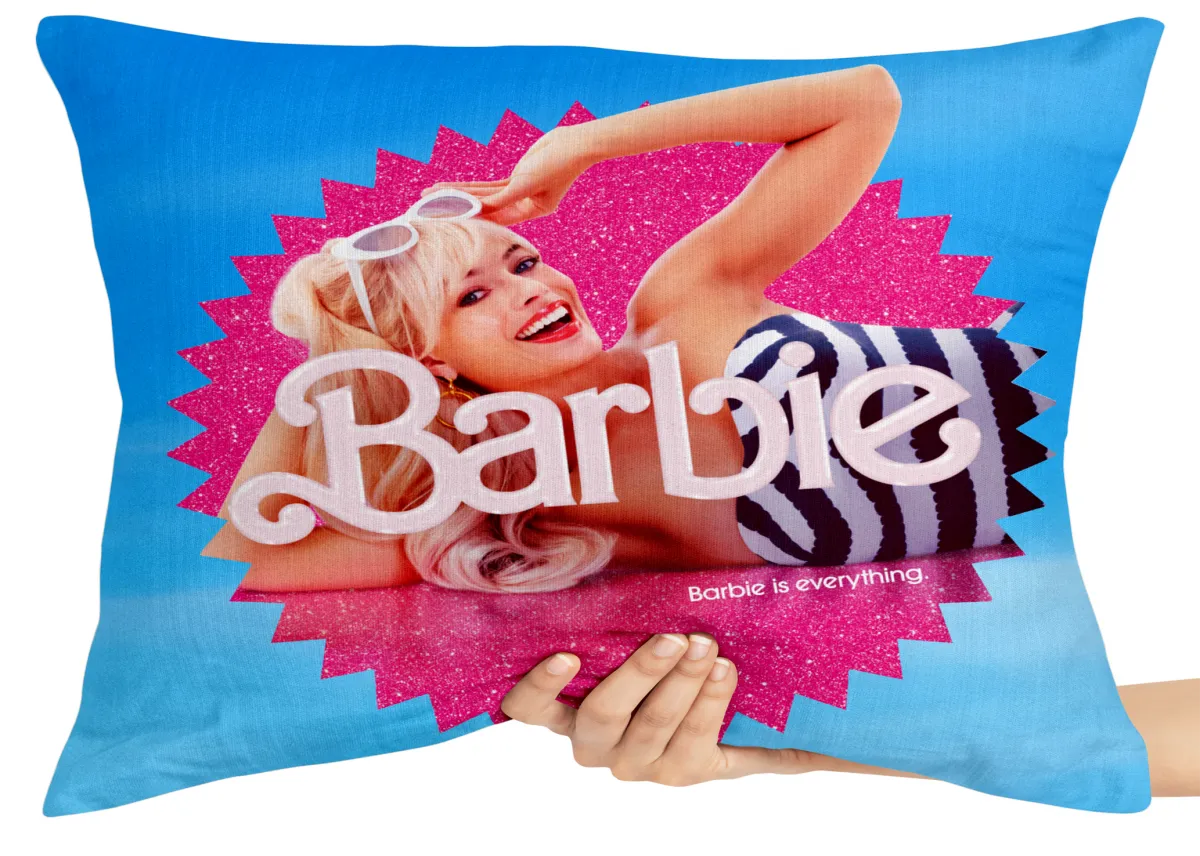 Capa de Almofada ou Travesseiro Barbie is everything