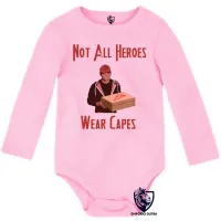 Body Bebê Infantil Not all heroes wear capes heroi capa pizza - Foto 4