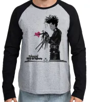 Camiseta manga longa Infantil ou Adulto Edward mãos de tesoura coração - Foto 3