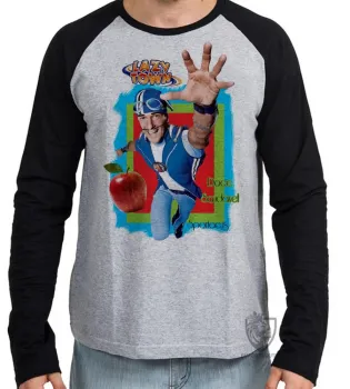 Camiseta manga longa Infantil ou Adulto Lazy Town Sportacus maçã saudavel - Foto 2