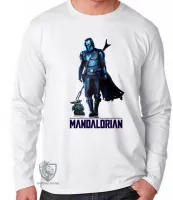 Camiseta manga longa Infantil ou Adulto The Mandalorian andando bebê Yoda - Foto 2