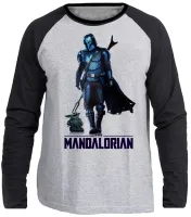 Camiseta manga longa Infantil ou Adulto The Mandalorian andando bebê Yoda - Foto 3
