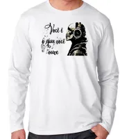 Camiseta manga longa Infantil ou Adulto Você é o que ouve musica caveira - Foto 3