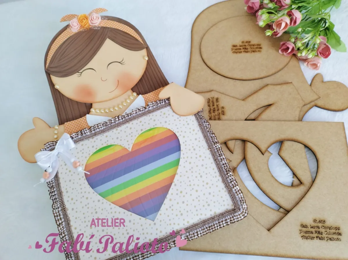 G1.605  Gabarito de Moldes  em MDF  Luva Envelope Mãe Poema Mãe Colorida