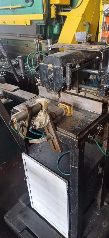 Pantógrafo Usado Para Gravação E Corte