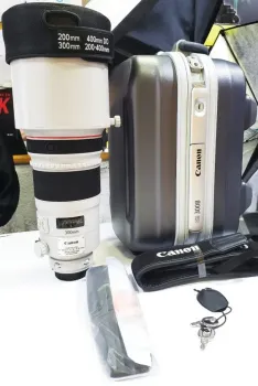 Lente Canon EF 300mm F/2.8 L IS II USM - Seminova