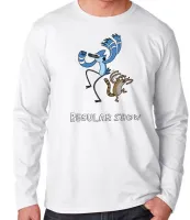 Camiseta manga longa Infantil ou Adulto Apenas show modercai rigby dança - Foto 2