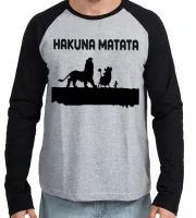 Camiseta manga longa Infantil ou Adulto rei leão Hakuna Matata timão pumba lion king - Foto 3