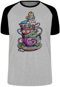 Camiseta adulto ou infantil Alice e gato no pais das maravilhas