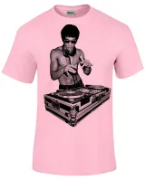 Camiseta adulto ou infantil Bruce lee tony stark DJ - Foto 4