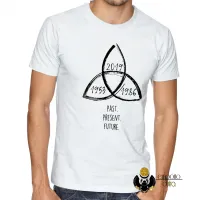 Camiseta adulto ou infantil Dark past present future - Foto 5