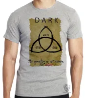 Camiseta adulto ou infantil Dark the question is when - Foto 4