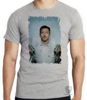 Camiseta adulto ou infantil Dr House disfibrilador - Foto 3