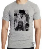 Camiseta adulto ou infantil Edward mãos de tesoura jack sparrow - Foto 4