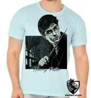 Camiseta adulto ou infantil Harry Potter varinha - Foto 5