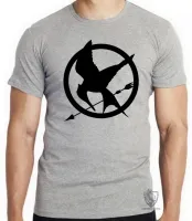 Camiseta adulto ou infantil Jogos Vorazes tordo preto - Foto 3