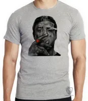 Camiseta adulto ou infantil Sylvester Stallone rambo os Mercenarios charuto - Foto 3