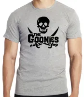 Camiseta adulto ou infantil The Goonies caveira filme piratas anos 80 - Foto 3