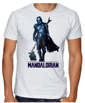 Camiseta adulto ou infantil The Mandalorian andando bebê Yoda - Foto 2