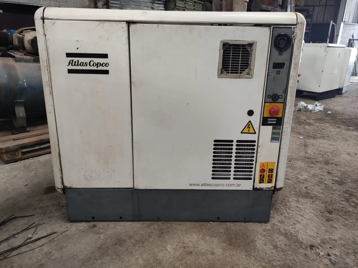 Compressor parafuso Atlas Copco GX5 30 pés 380V/2003 - Cód. 1361 Imagem