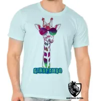 Camiseta adulto ou infantil Girafando girafa de óculos - Foto 5