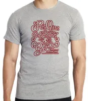 Camiseta adulto ou infantil Porque quando você abraça mundo gira - Foto 4