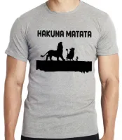 Camiseta adulto ou infantil rei leão Hakuna Matata timão pumba lion king - Foto 3