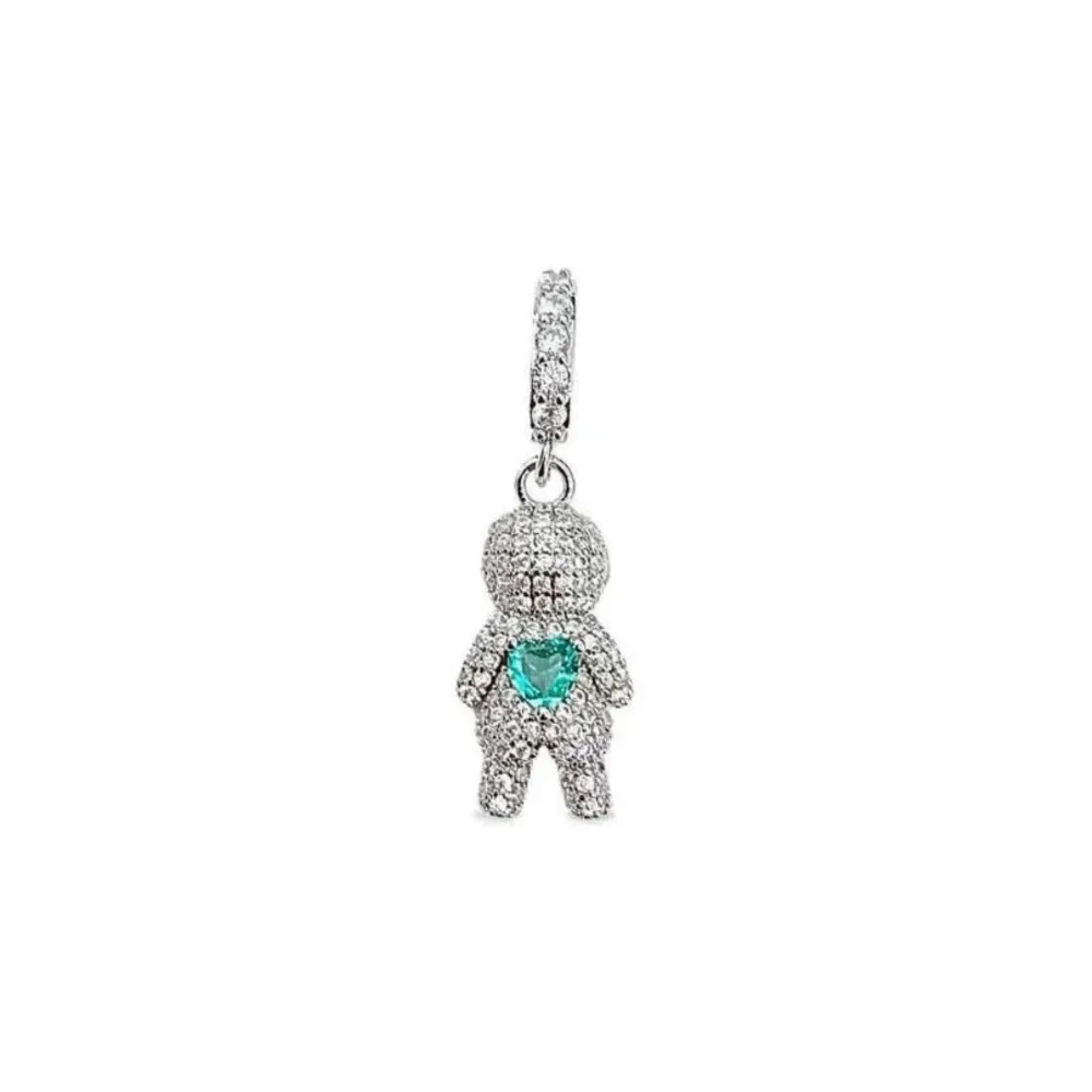 Pingente Menino Cravejado com Pedra Central - Ródio Branco