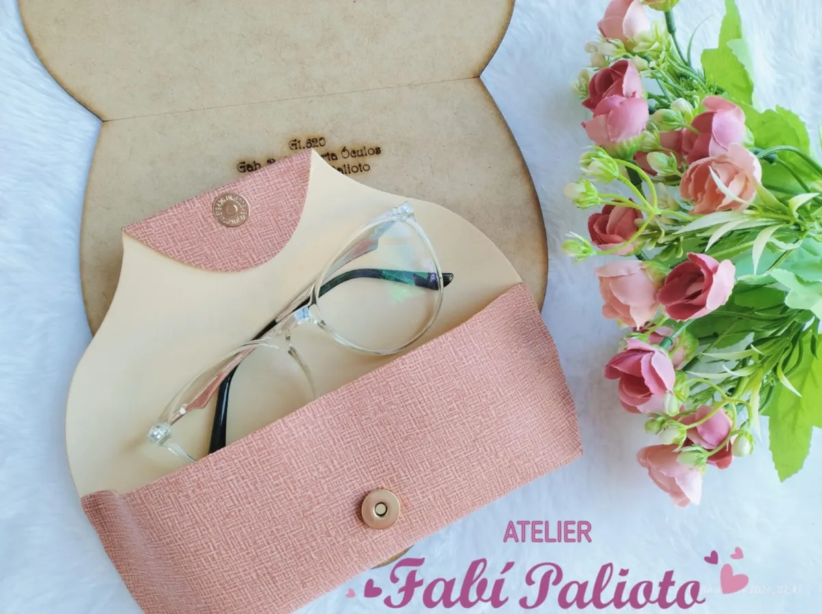 G1.620  Gabarito de Moldes  em MDF Bolsa Capa Óculos  Imagem