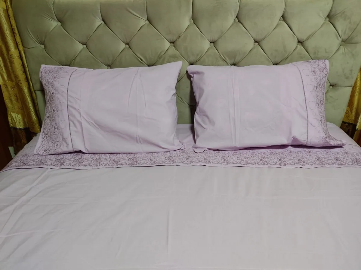 Jogo de Lençol Casal Bordado 04 Peças Lilás Imagem