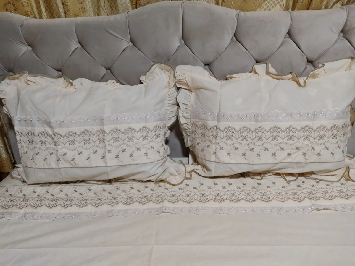 Jogo de Lençol Casal Bordado 04 Peças Bege Imagem