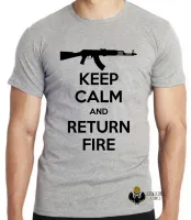 Camiseta adulto ou infantil Fuzil arma pistola ak 47 keep calm - Foto 3