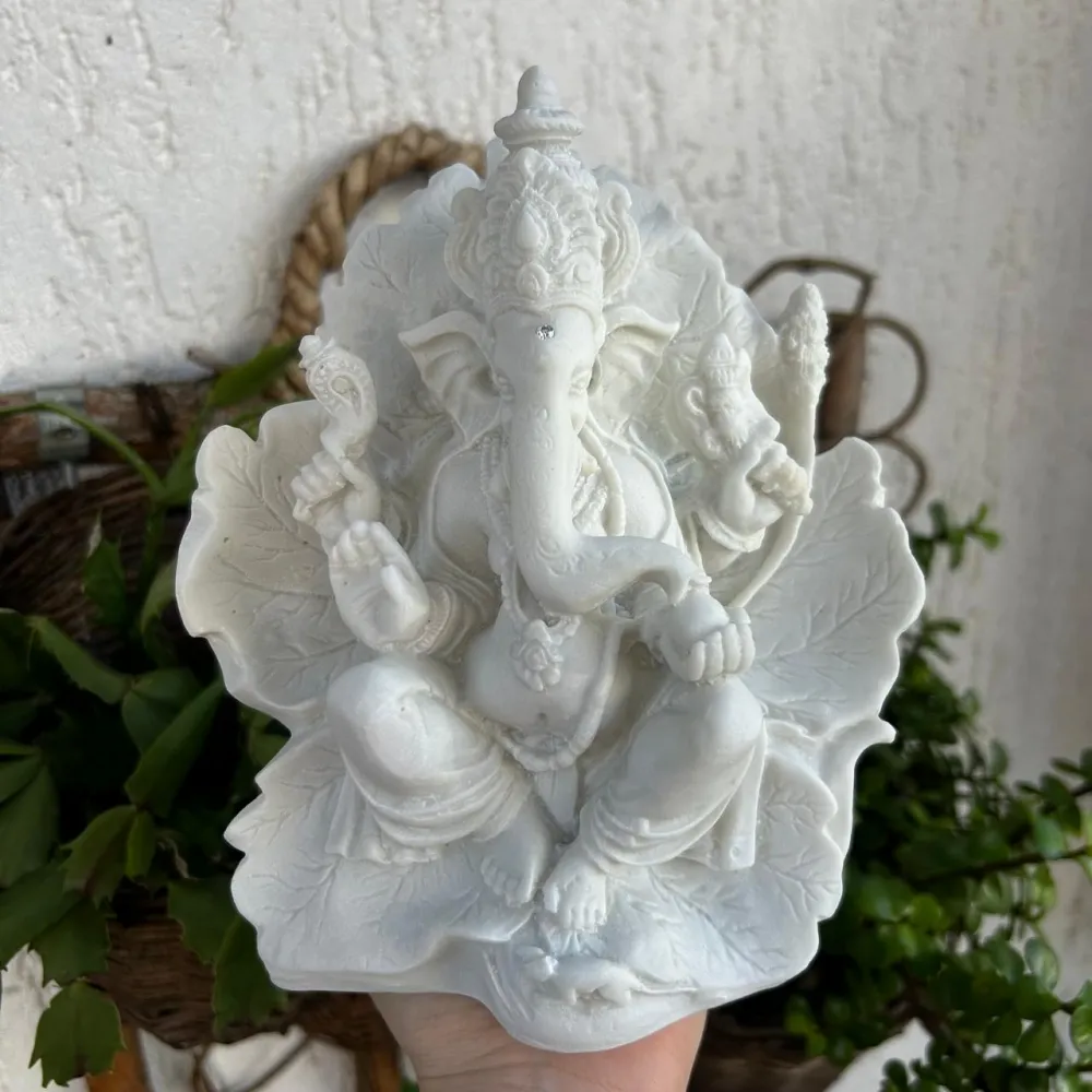 Ganesha Folha G Branco em Marmorite