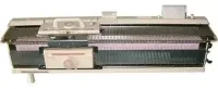 Máquina de Tricô Lanofix Nova Geração 260 Especial Para fios Grossos + Frontura (Semi Nova)
