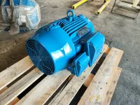 Motor elétrico trifásico WEG 40 CV 4 polos 440V - Cód. 77 - Foto 2