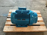 Motor elétrico trifásico WEG 40 CV 4 polos 440V - Cód. 77 - Foto 7