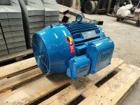 Motor elétrico trifásico WEG 40 CV 4 polos 440V - Cód. 77 - Foto 3