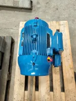 Motor elétrico trifásico WEG 40 CV 4 polos 440V - Cód. 77 - Foto 6